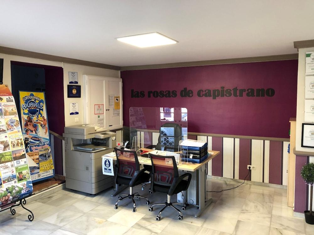 Rosas De Capistrano Apartment