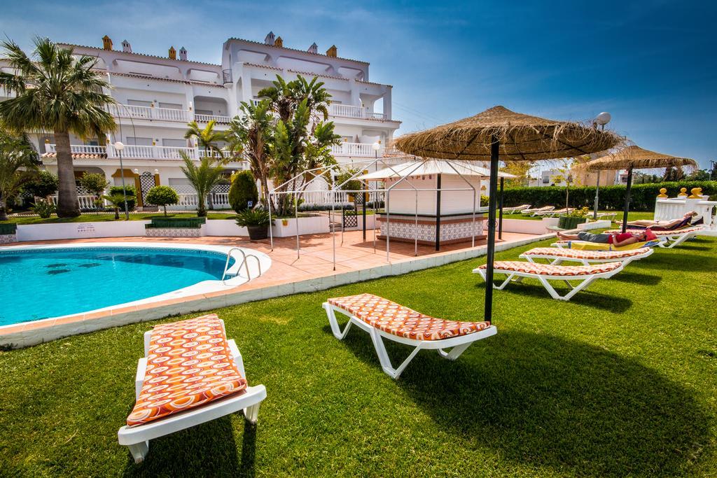 Rosas De Capistrano Nerja